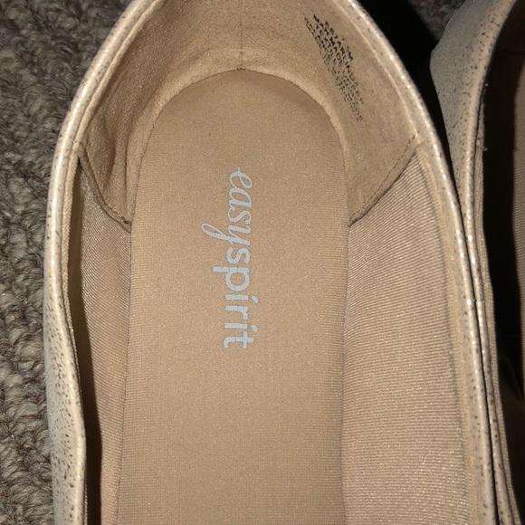 Easy spirit ballet flat. Very comfortable - Picture 3 of 4